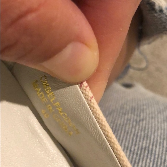 Authentic Burberry flats - Picture 6 of 6